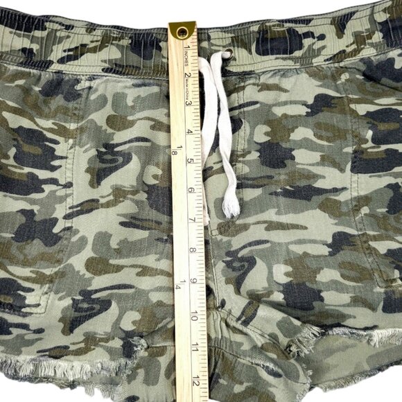 Womens XL Camo Drawstring Pull-On Booty Shorts Lightweight Adjustable Drawstring - Picture 8 of 12